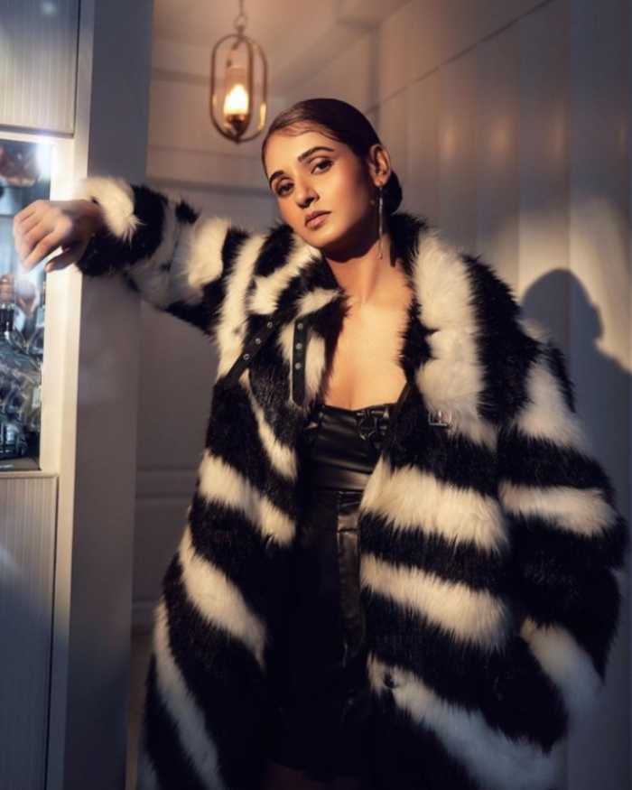 shakti mohan 2